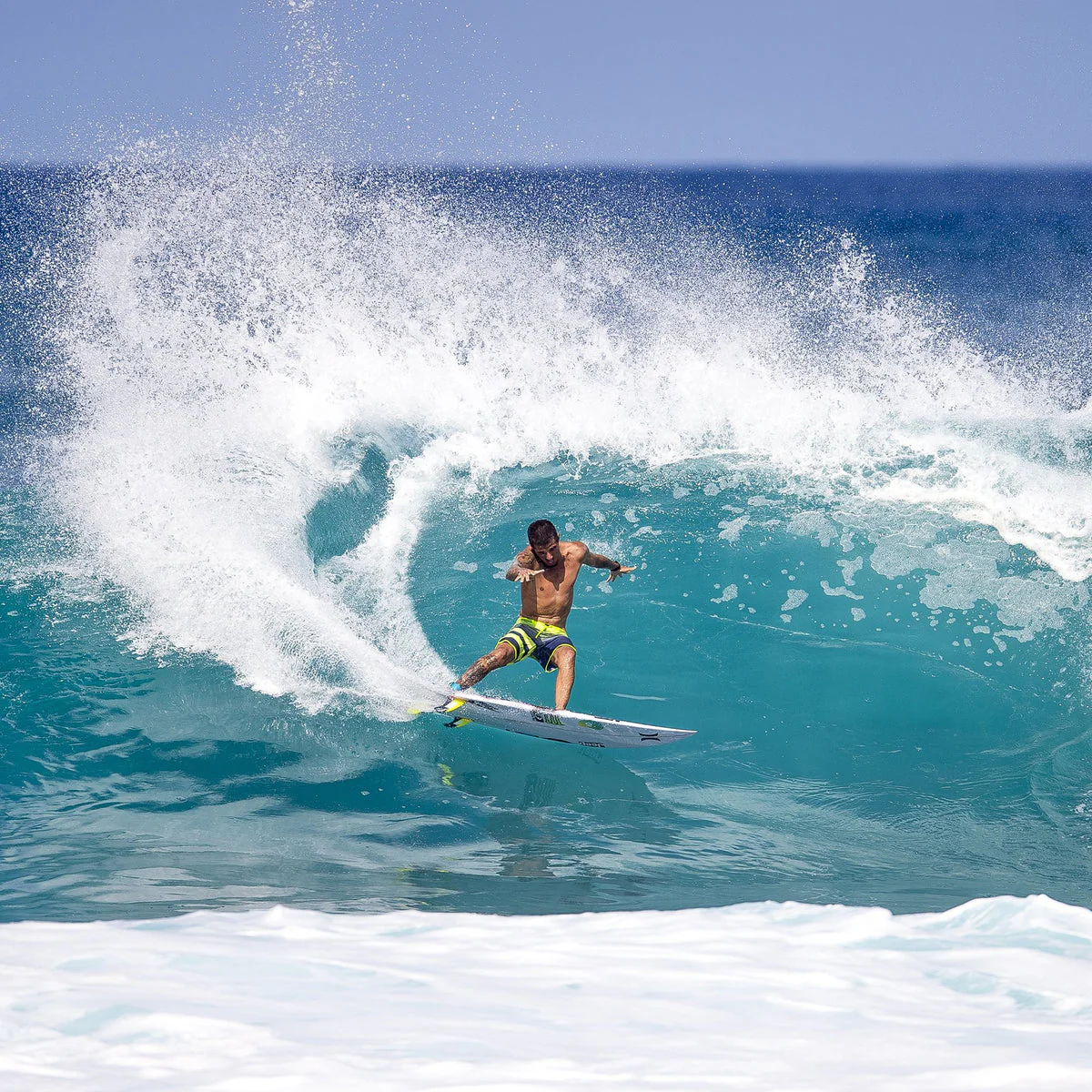FCS II Medium FT Felipe Toledo PC Performance Core+ Aircore Thruster Surfboard Fins - Red Black White - Image 7