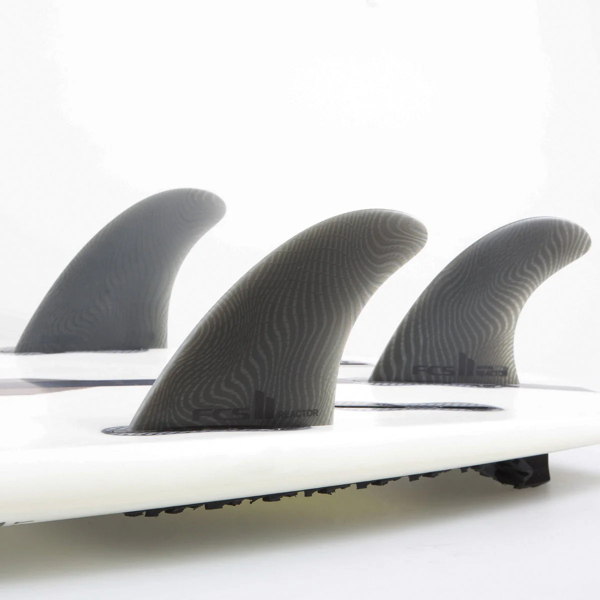 FCS II Medium Reactor Neo Glass Eco Blend Thruster Surfboard Fins - Black - Image 2