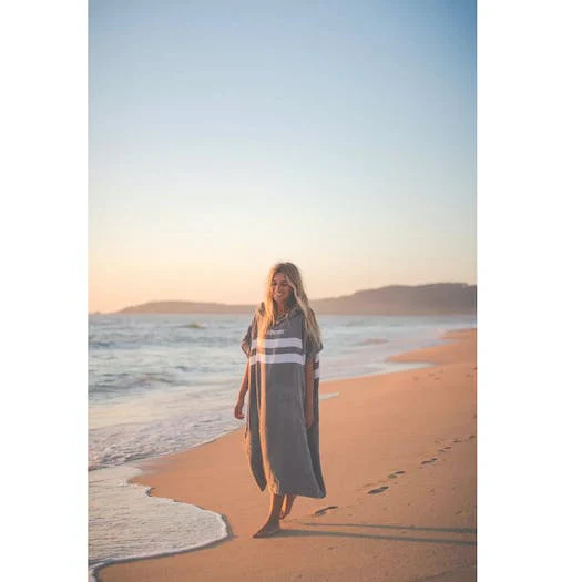 Northcore Beach Basha Changing Robe - Image 7